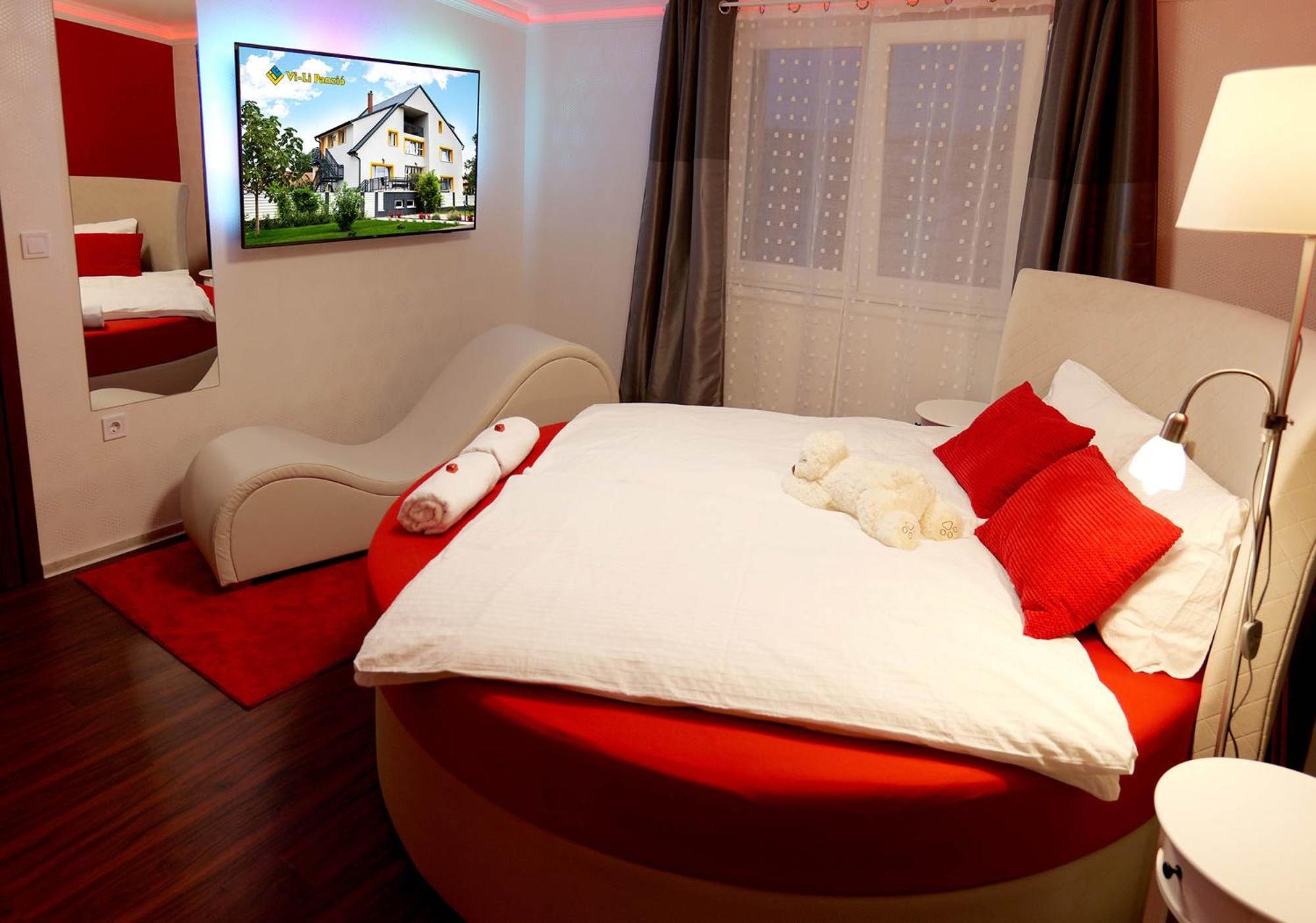 Vi-Li Panzio Bed & Breakfast Maklar Bagian luar foto