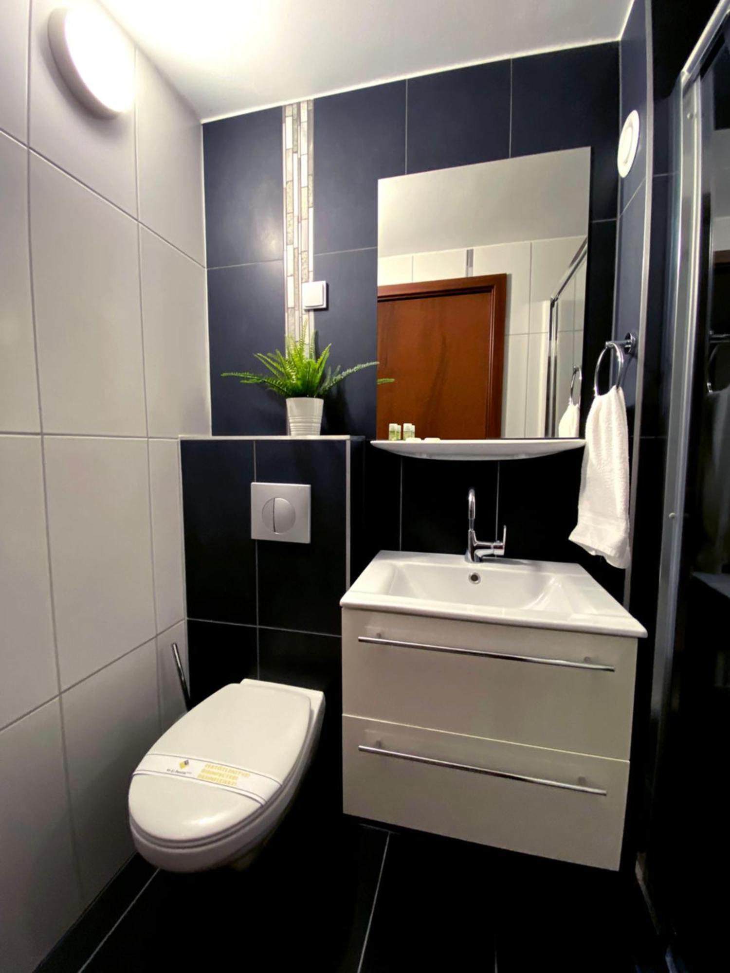 Vi-Li Panzio Bed & Breakfast Maklar Bagian luar foto